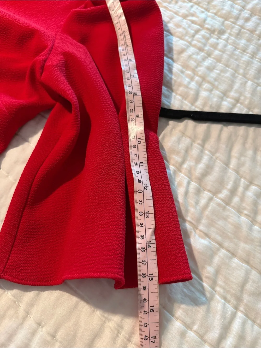 Vince Camuto Bold Red. Mid sleeve   Shift Dress. Size 8